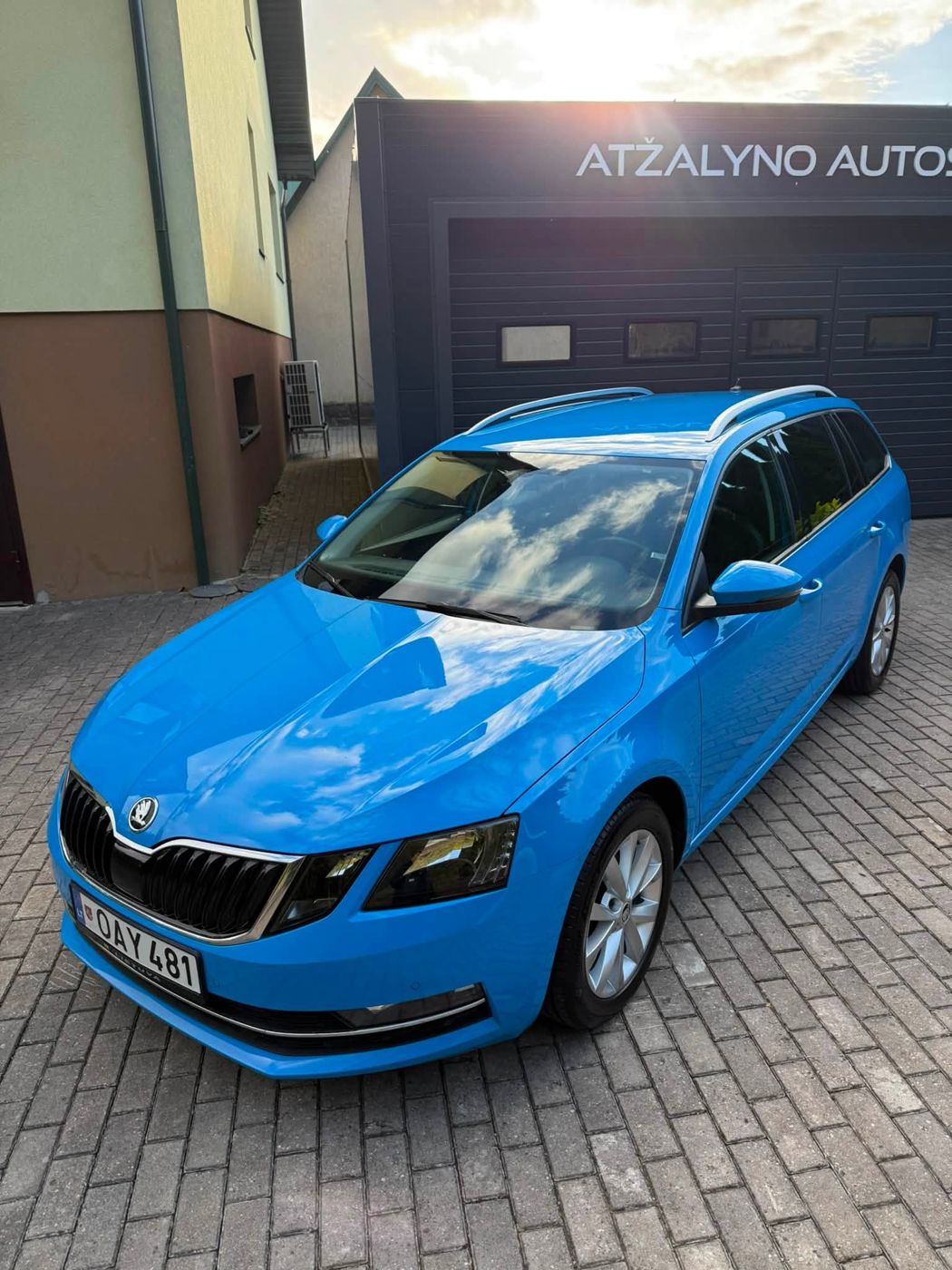 Škoda Octavia prie Atžalyno Autospa